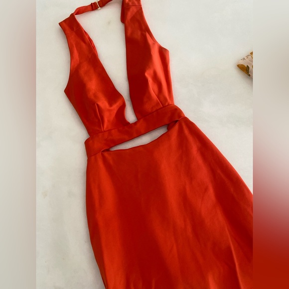 COPY - Superdown Cutout Dress - Picture 2 of 8